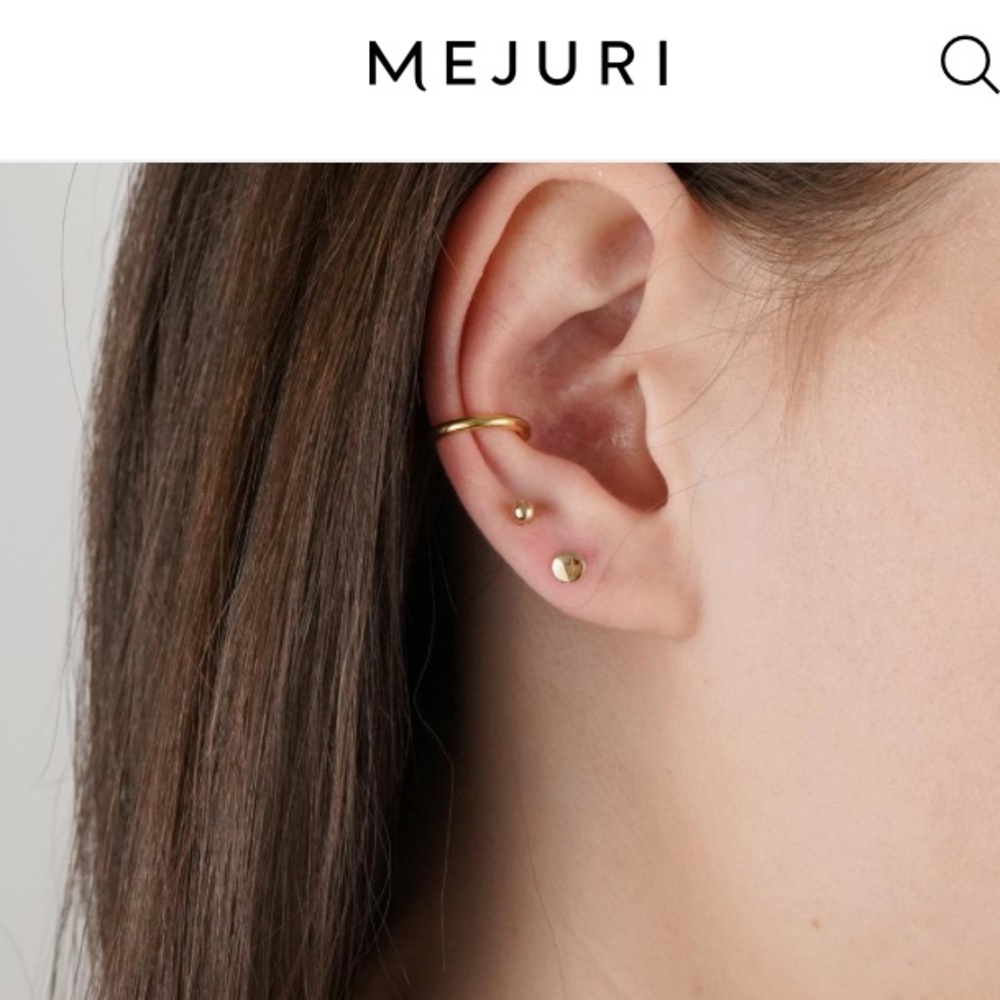 Mejuri Sleek Ear Cuff